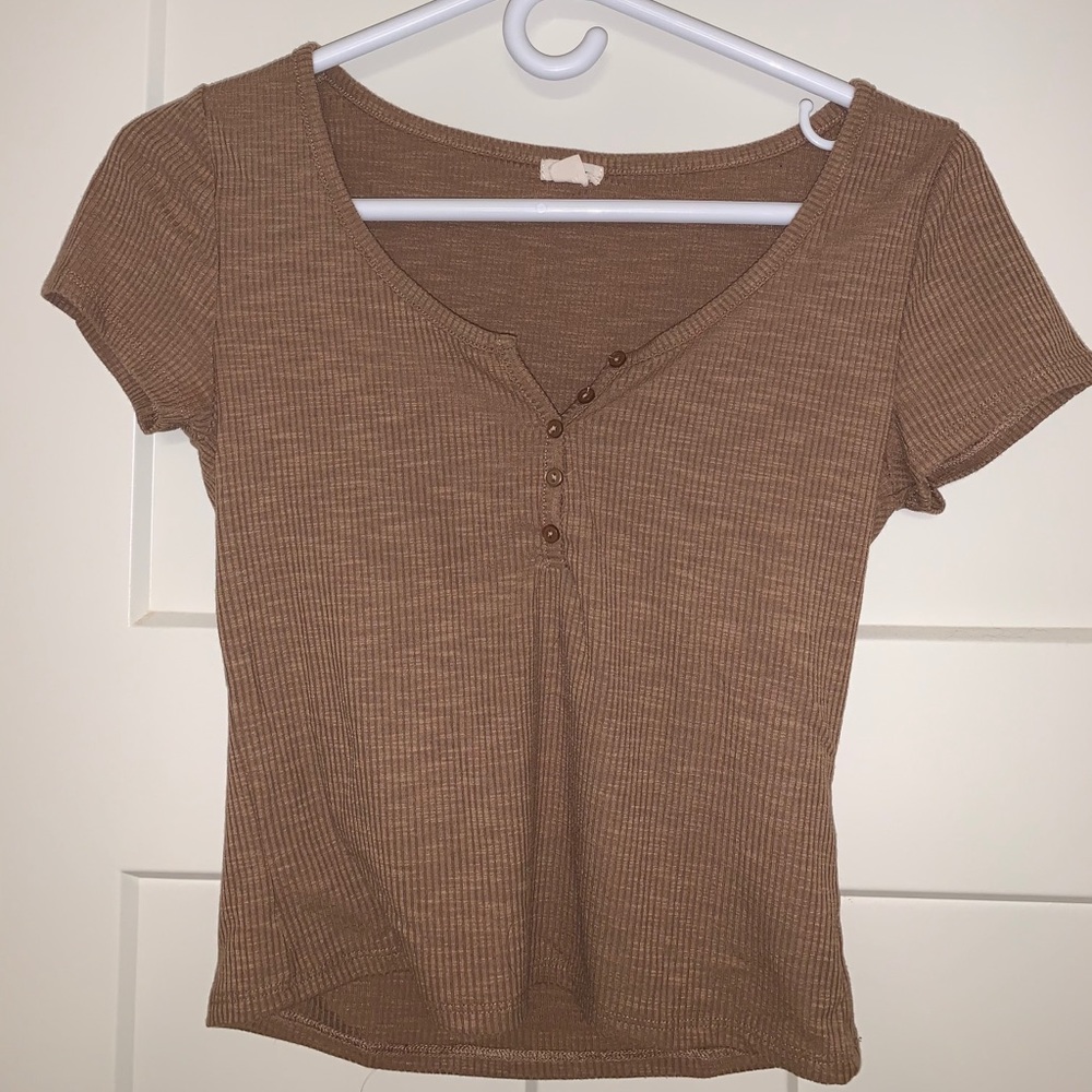 Women’s Tan Button Up Top Size S